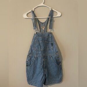 Vintage SZ large Women’s Guess Jeans Overall shorts